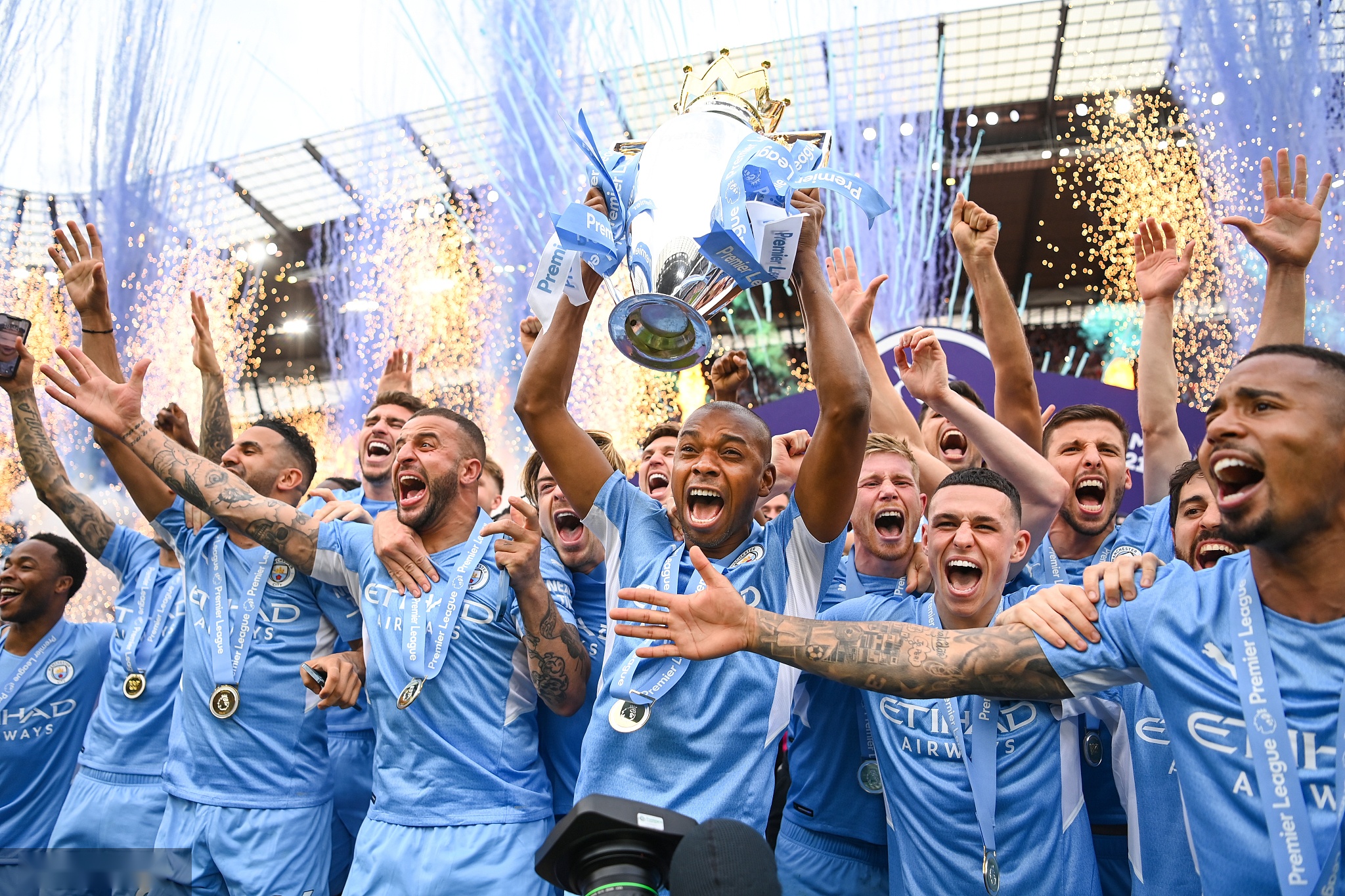 还在关键时 还在关键时