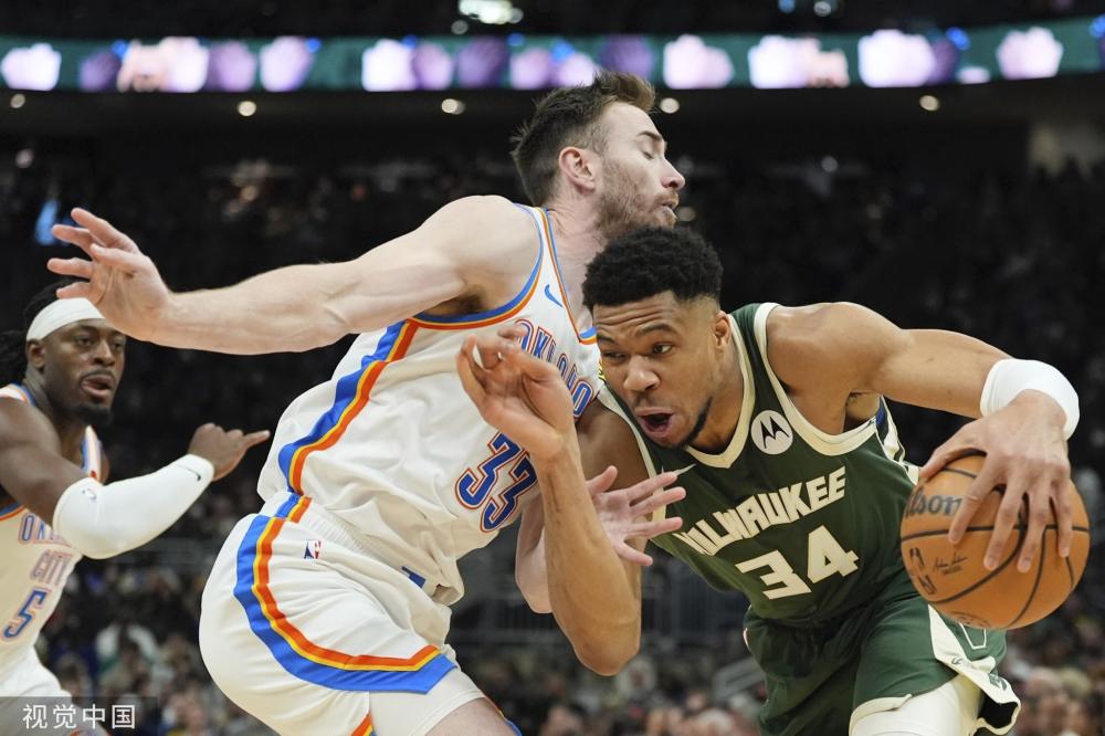 引人注目的 引人注目的