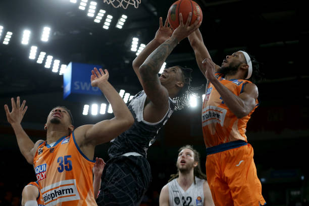 保持着较高 保持着较高