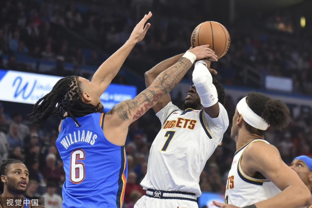 他以公正的 他以公正的